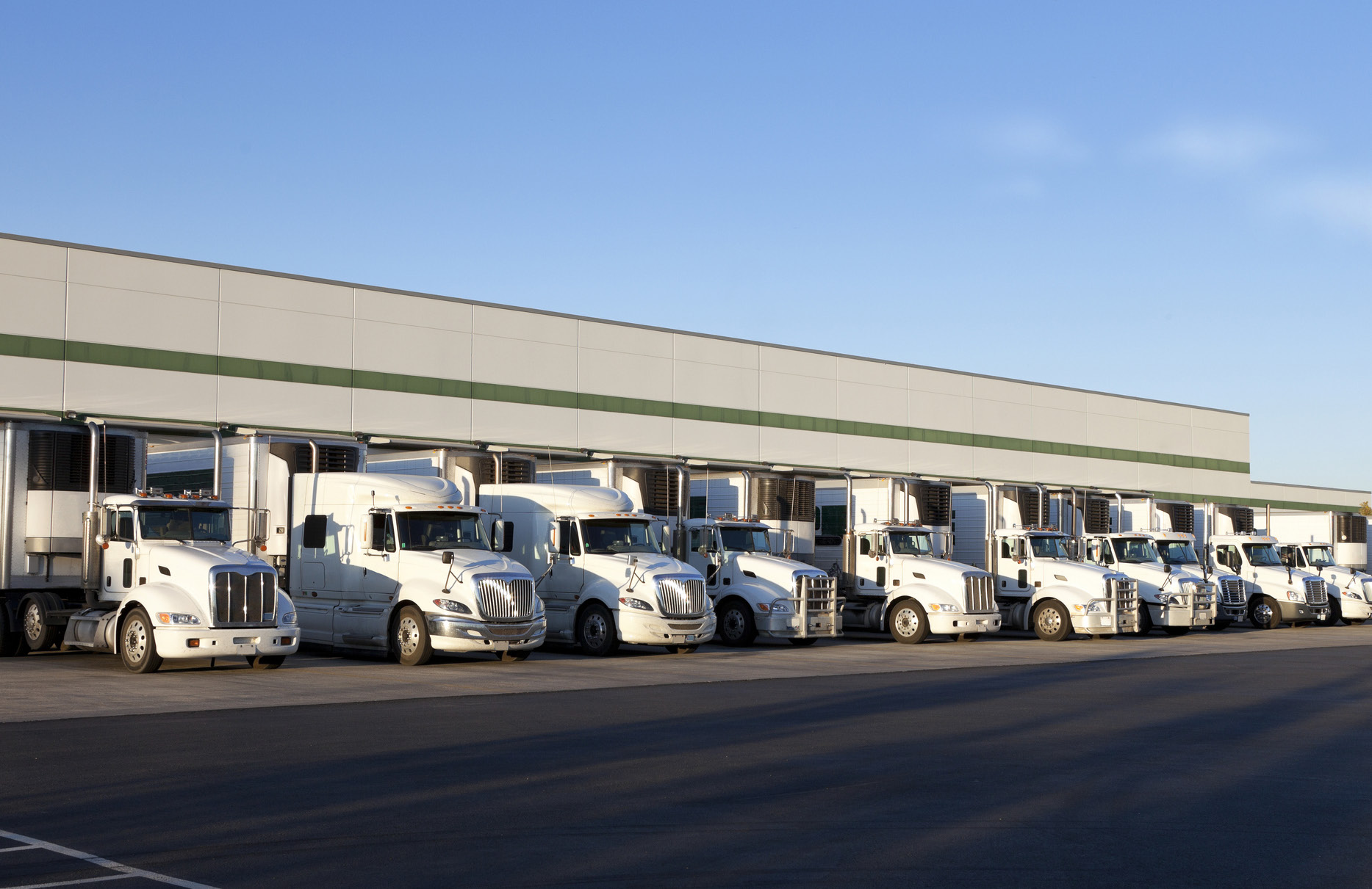 Fleet trucks with multi-camera MDVR system